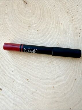 Beautiful NARS Velvet Matte Lip Pencil in the shade “Balboa” 💄